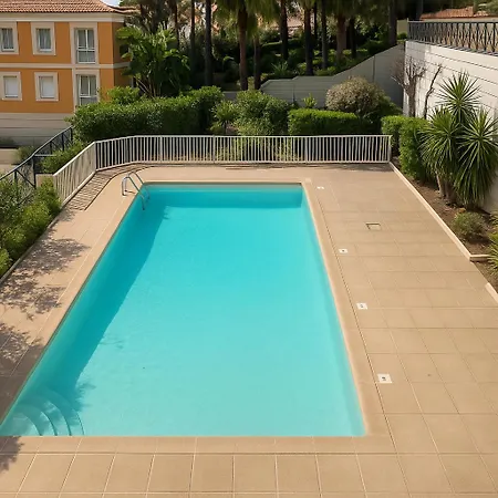 Modern Pool Monaco Area * Beausoleil